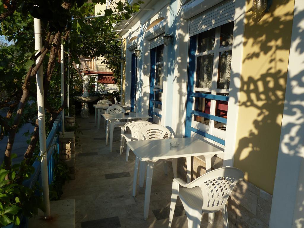 Paris Beach Hotel Ирайон Стая снимка