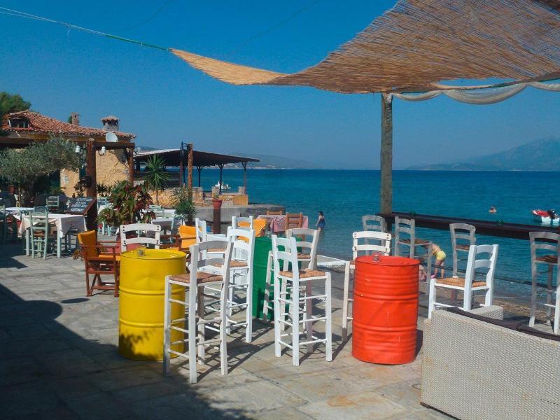 Paris Beach Hotel Ирайон Екстериор снимка
