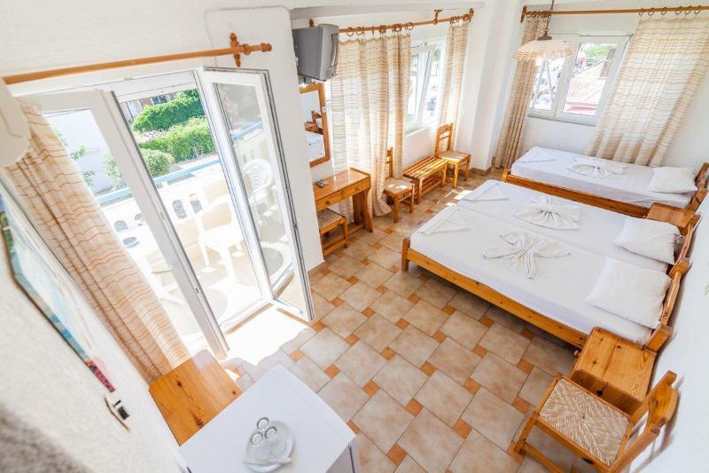 Paris Beach Hotel Ирайон Екстериор снимка