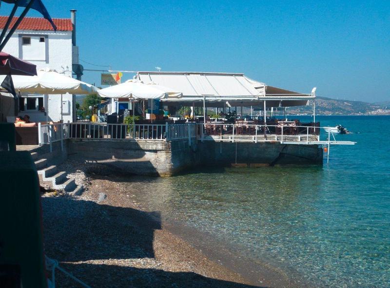 Paris Beach Hotel Ирайон Екстериор снимка